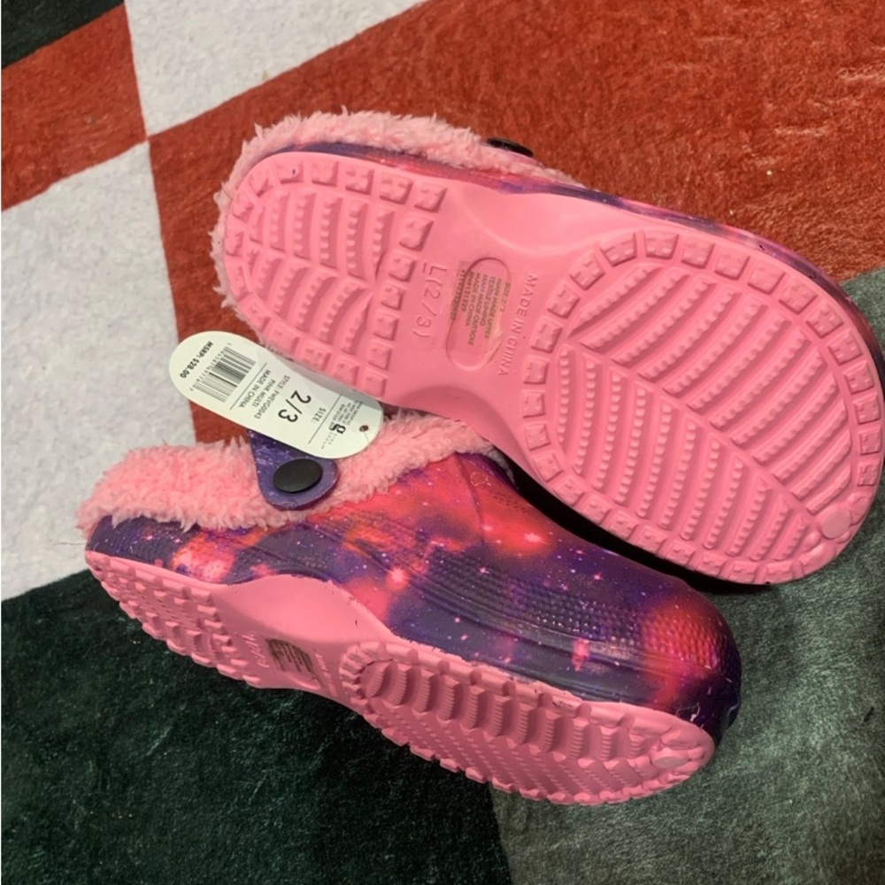 Clogs - Picture 3 of 4